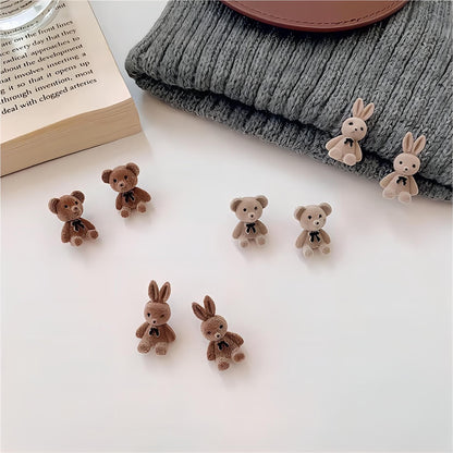 Clous d'oreilles en forme de lapin et d'ours