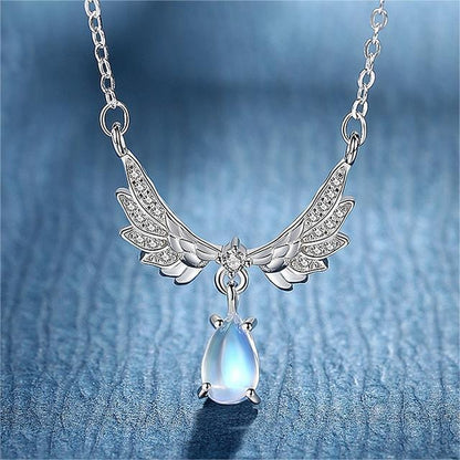 Collier Ailes d'ange en forme de goutte d'eau