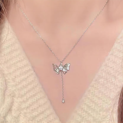 Dainty Butterfly Wings Necklace