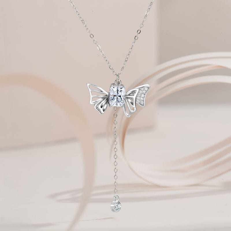 Dainty Butterfly Wings Necklace