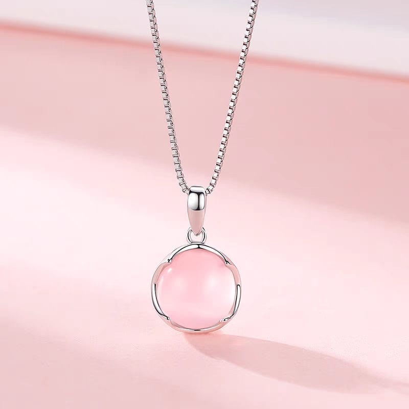 Collier avec pendentif en cristal délicat