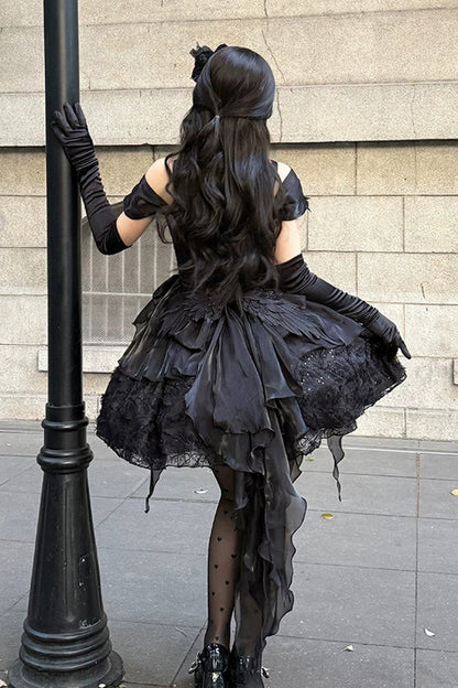 Embroidered Gothic JSK Dress with Square Collar and Flutter Sleeves in Black