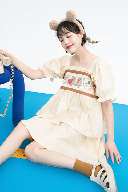 Vintage Sweet Lolita Gown with Bear Print, Square Neck & Ruffled Sleeves