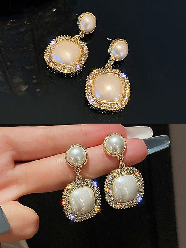 with Pearl – Rhinestone Elegant Detailing Gold-Plated Earrings