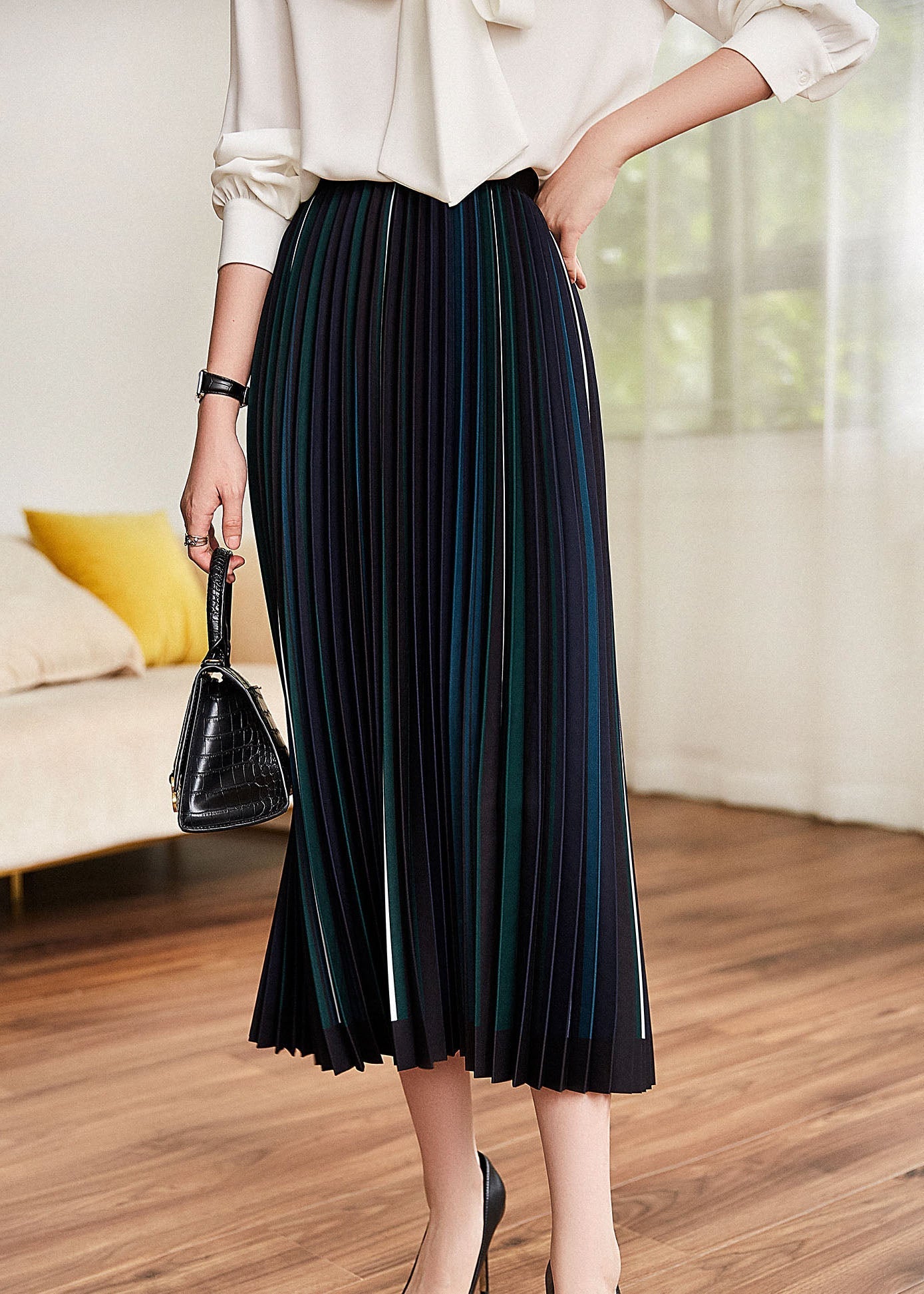 Classy Black Elastic Waist Striped Silk Pleated Skirt Spring AJ1004