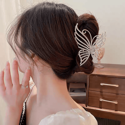 Pince à cheveux en forme de papillon avec perles en cristal géométriques