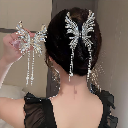 Pince à cheveux pour chignon papillon à pompon