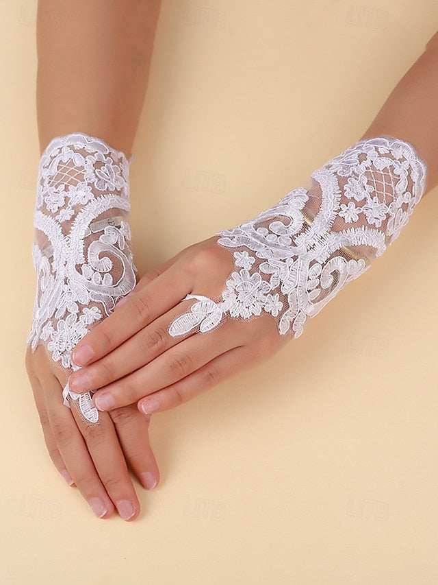 Bridal – Fingerless Vintage Lace Elegant Gloves Wedding White