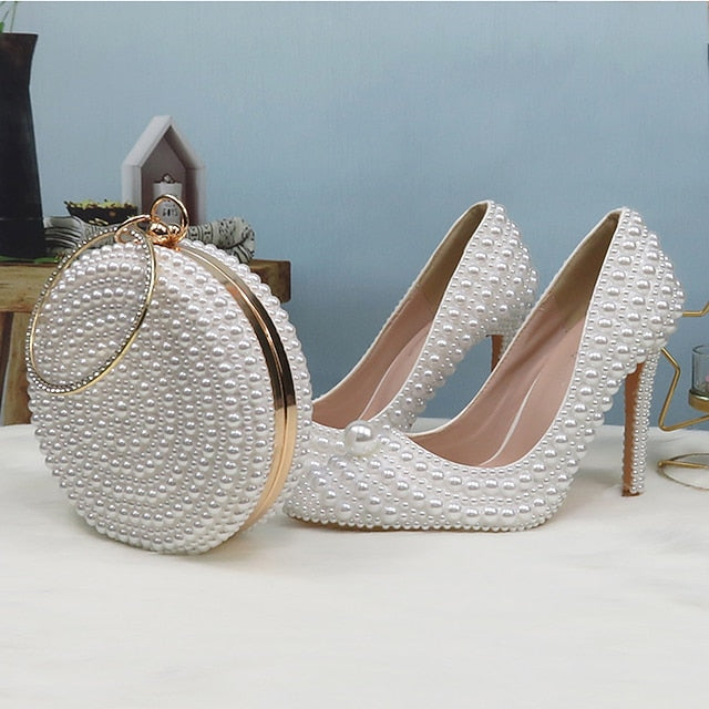 Pearl-Embellished Pearl Stiletto Round Set and Heels White Purse