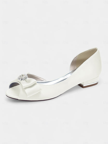 satin a luxurious in crafted Elegant flats sparkling with
