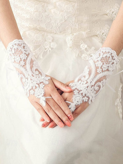 Bridal – Fingerless Vintage Lace Elegant Gloves Wedding White