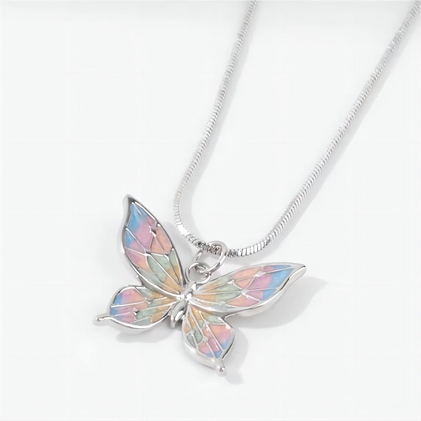 Collier Papillon en émail