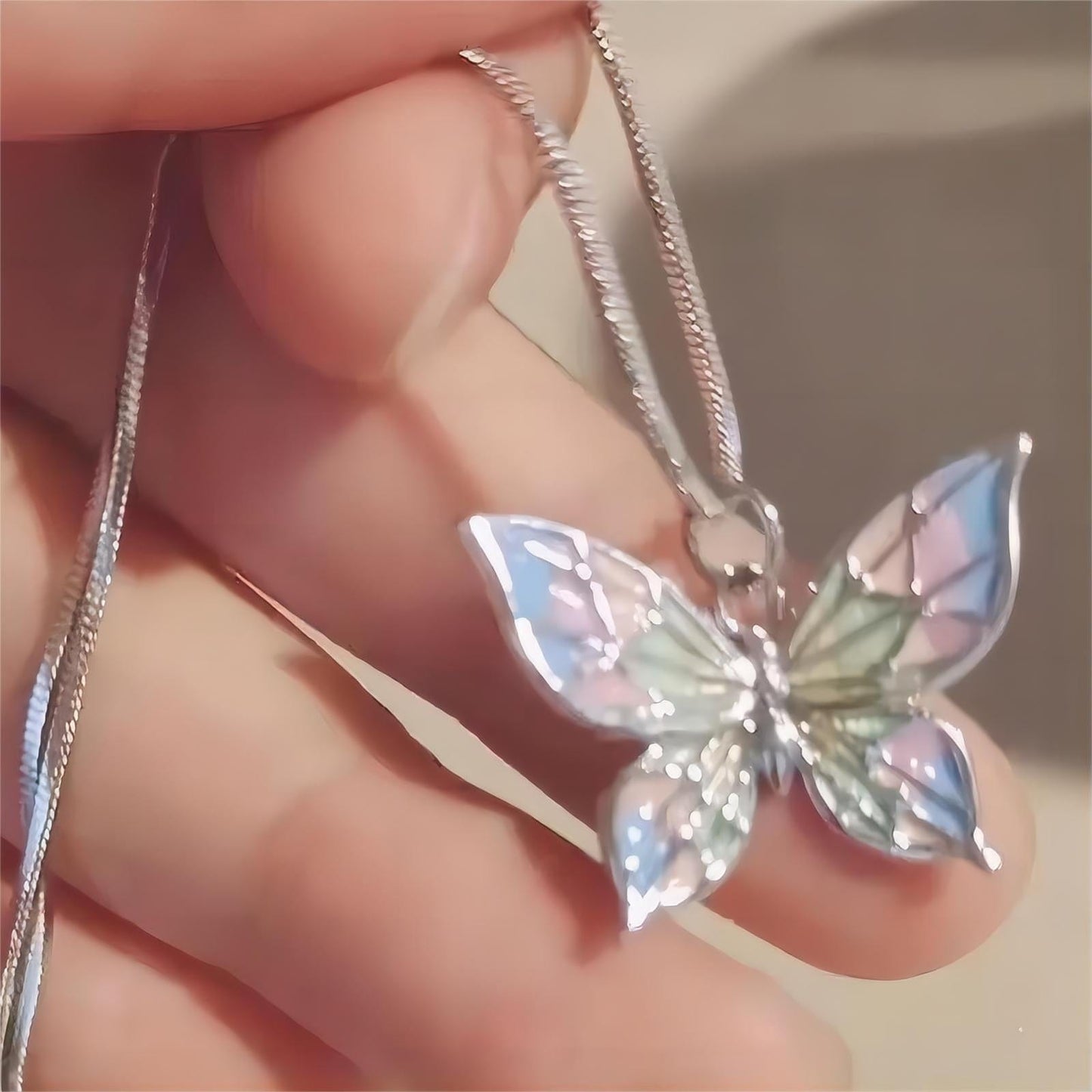 Collier Papillon en émail