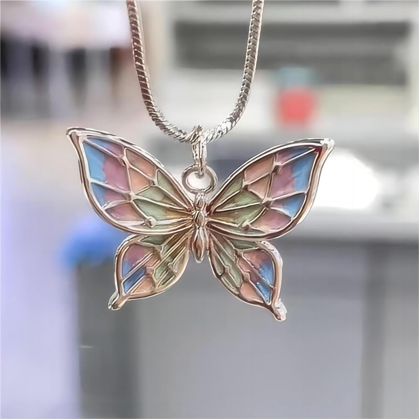 Collier Papillon en émail