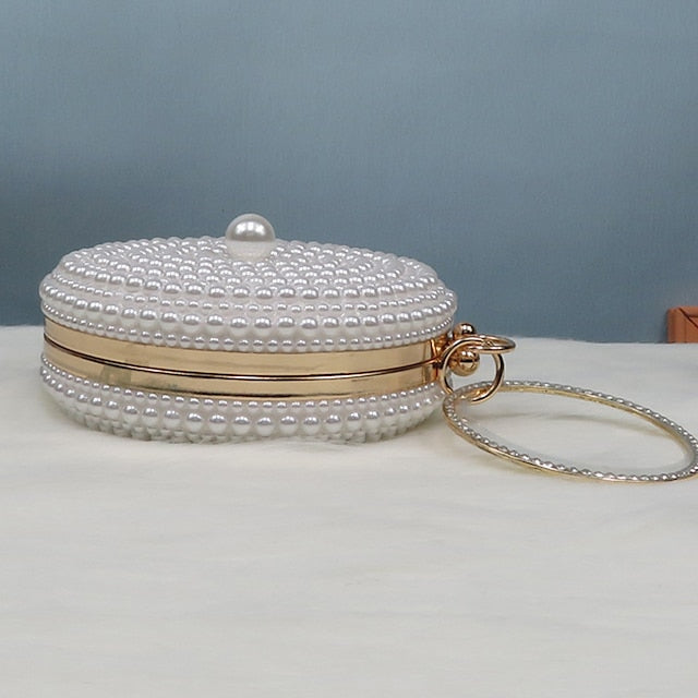 Pearl-Embellished Pearl Stiletto Round Set and Heels White Purse