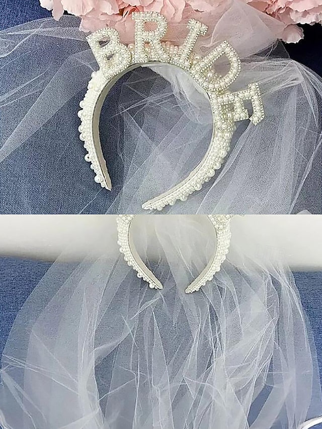 with Veil Pearl-Embellished Headband 'BRIDE' –