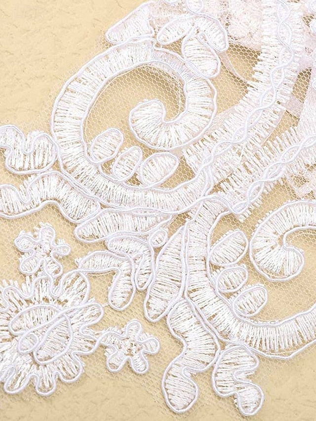 Bridal – Fingerless Vintage Lace Elegant Gloves Wedding White