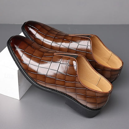 Slip-On Pattern Burgundy Men's Crocodile Shoes –
