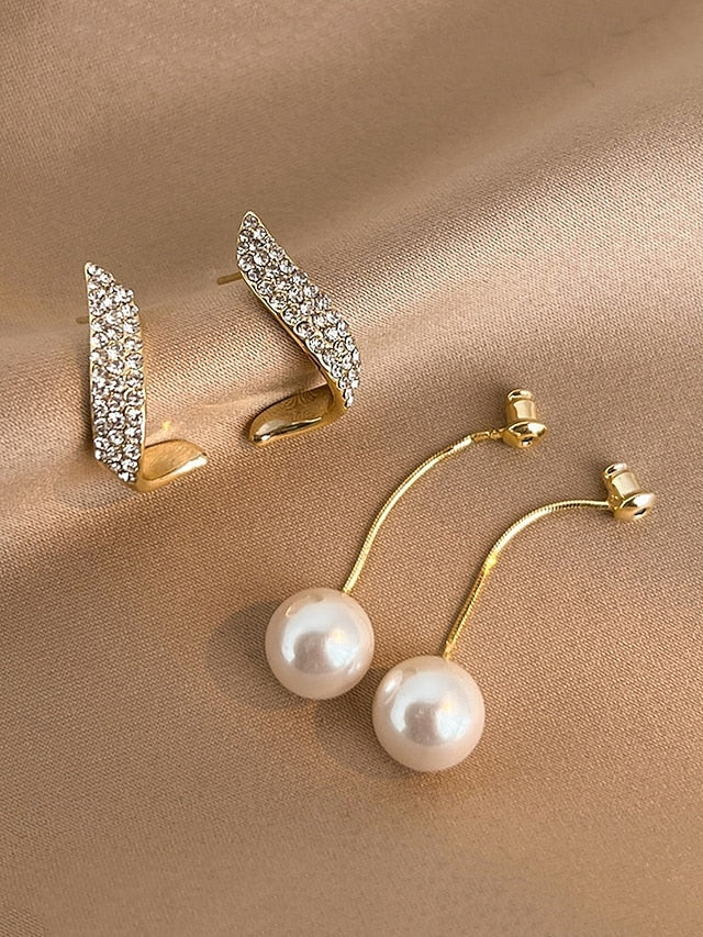 Earrings Detailing Pearl – with Elegant Crystal Gold-Plated